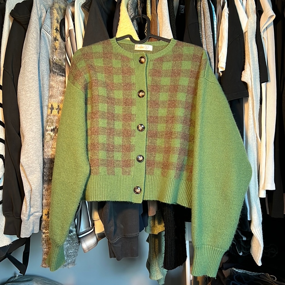 beautiful green cardigan